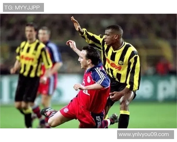 足球明星惊艳表现揭秘他们如何在比赛中开挂操作的幕后故事